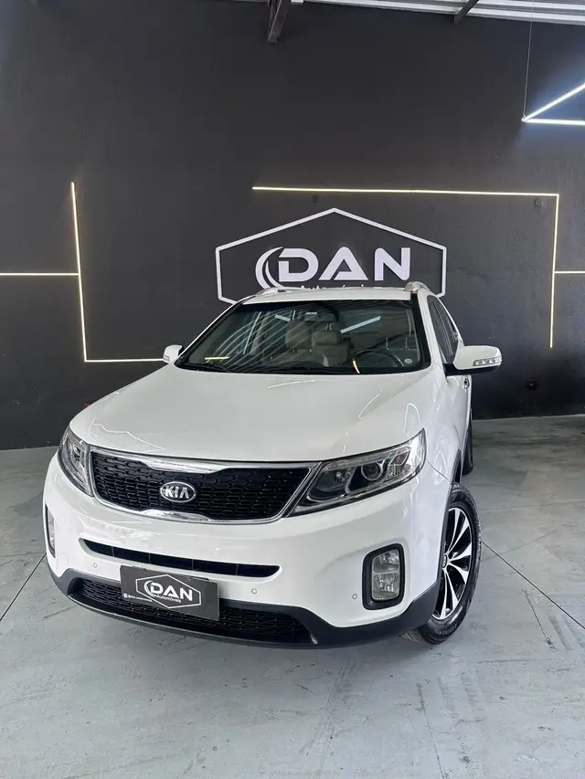 Carro Kia Sorento 2014 2.4 16V 4x2 (Aut)