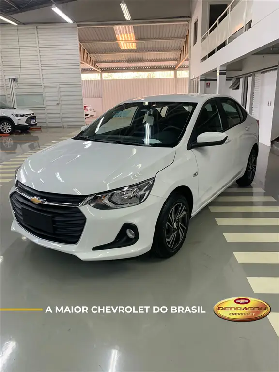 Carro Chevrolet Onix Plus 2025 LT 1.0