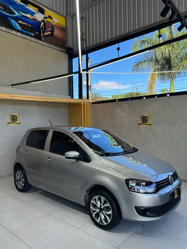 Carro Volkswagen Fox 2011 1.6 8V (Flex)