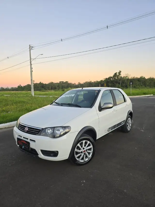 Carro Fiat Palio 2015 Way Celebration 1.0 F. Flex 8V 5p