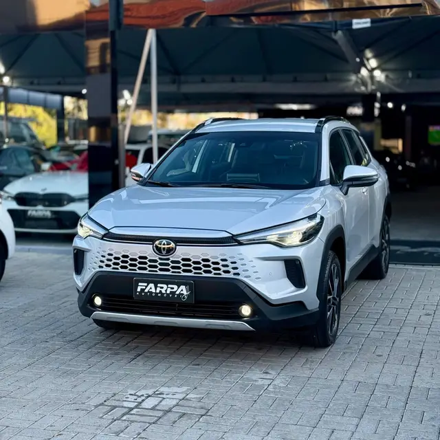 Carro Toyota Corolla Cross 2025 XRE 2.0