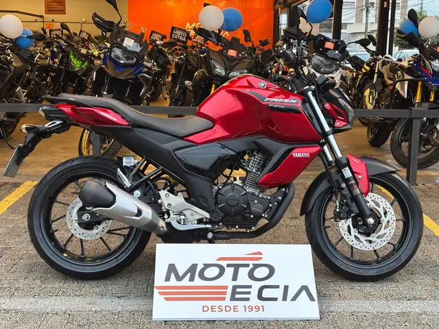 Moto Yamaha Fazer FZ15 2024 ABS