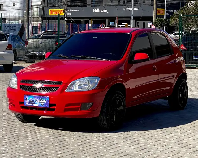 Carro Chevrolet Celta 2013 LT 1.0 (Flex)
