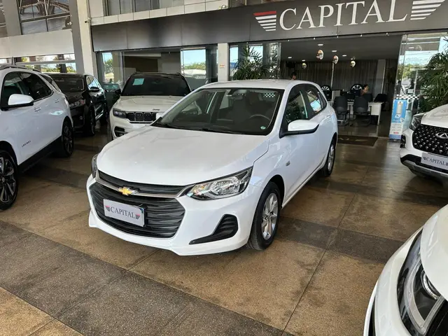Carro Chevrolet Onix 2023 LT 1.0