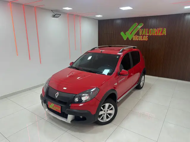 Carro Renault Sandero Stepway 2014 1.6 16V Hi-Flex (aut)