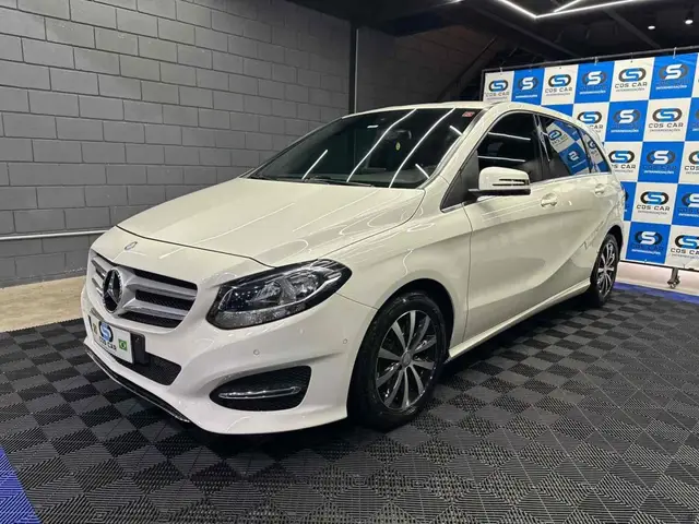 Carro Mercedes-Benz Classe B 2016 200 1.6 Turbo FlexFuel DCT