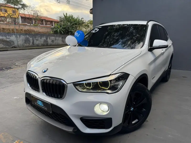 BMW 2.0 sDrive20i GP ActiveFlex