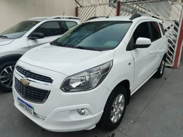 Carro Chevrolet Spin 2014 LTZ 7S 1.8 (Flex)