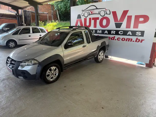 Carro Fiat Strada 2009 Adventure Locker 1.8 8V (Flex) (Cabine Dupla)