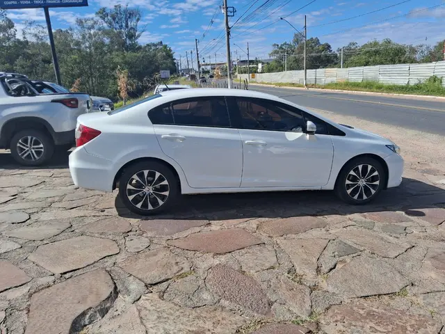 Carro Honda Civic 2016 LXR 2.0 i-VTEC (Aut) (Flex)