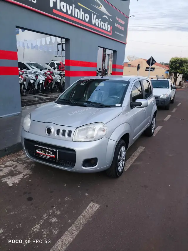 Carro Fiat Uno 2013 Vivace Italia 1.0 8V (Flex) 4p