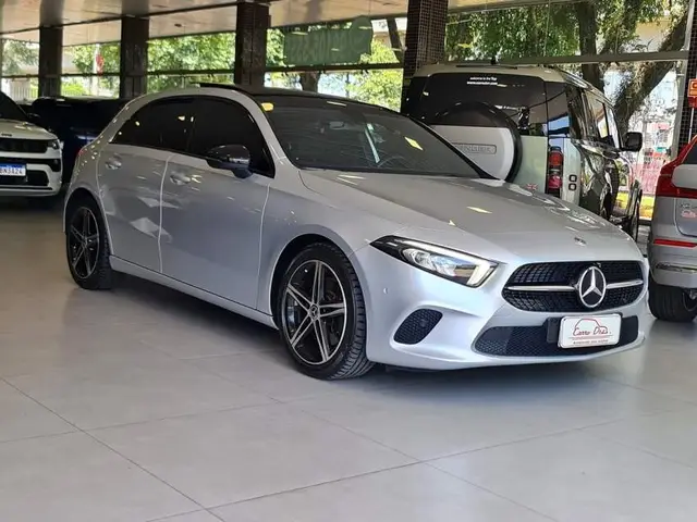 Carro Mercedes-Benz A 250 2020 Vision 2.0 Turbo (Aut)