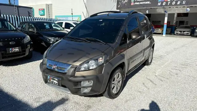 Carro Fiat Idea 2014 Adv./ Adv.LOCK.Dualogic 1.8 Flex 5p