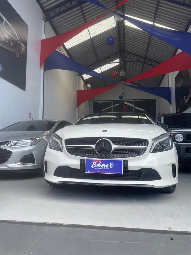 Carro Mercedes-Benz Classe A  2018 200 1.6 Turbo