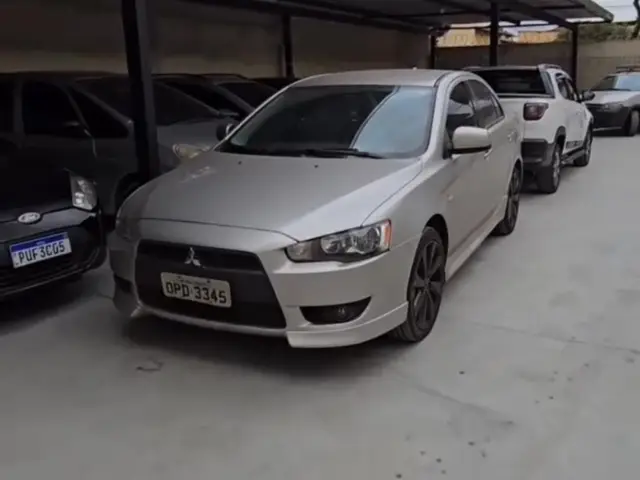 Carro Mitsubishi Lancer 2013 2.0 16V