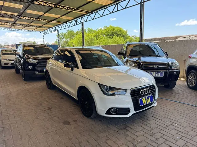 Carro Audi A1 2013 Sportback 1.4 TFSI 185cv 5p S-tronic