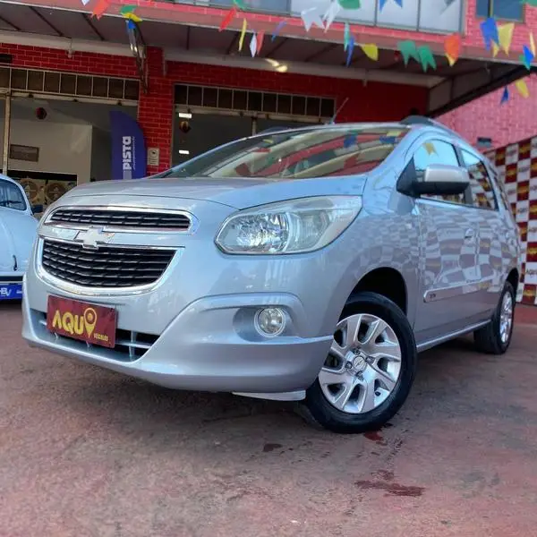 Carro Chevrolet Spin 2013 LTZ 7S 1.8 (Flex)