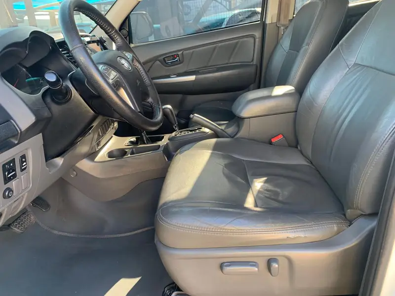Toyota Hilux Cabine Dupla Hilux 3.0 TDI 4x4 CD SRV Top (Aut)