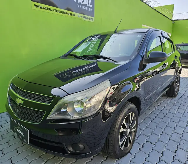 Carro Chevrolet Agile 2013 LT 1.4 8V (Flex)