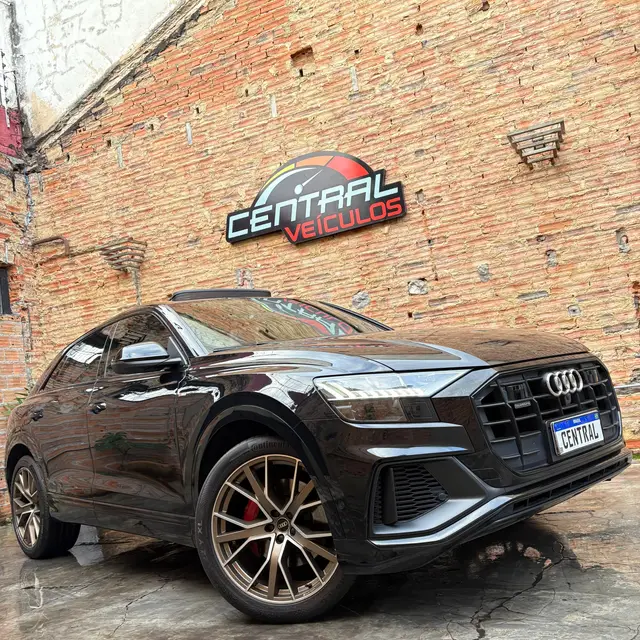 Carro Audi Q8 2022 Performance Black 3.0 TFSI Tiptronic quattro (Aut)