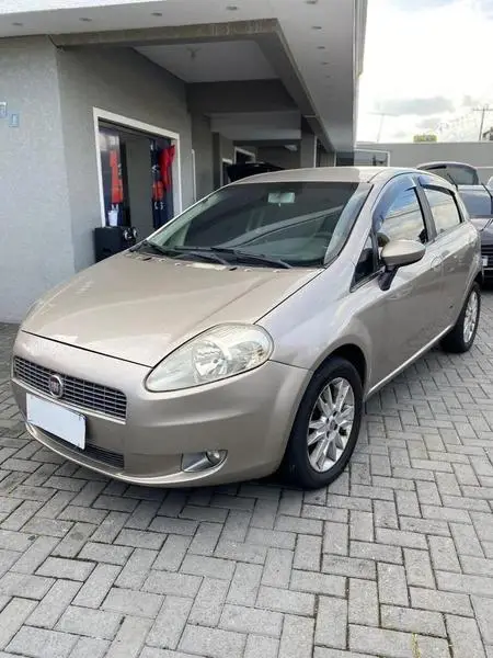 Carro Fiat Punto 2011 Essence 1.6 16V (Flex)