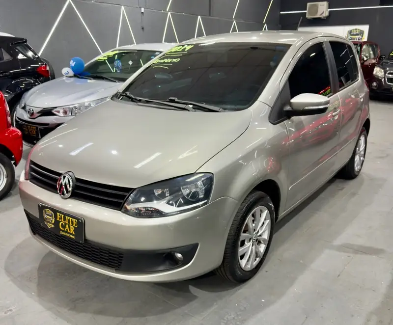Volkswagen Fox 1.0 TEC (Flex) 4p