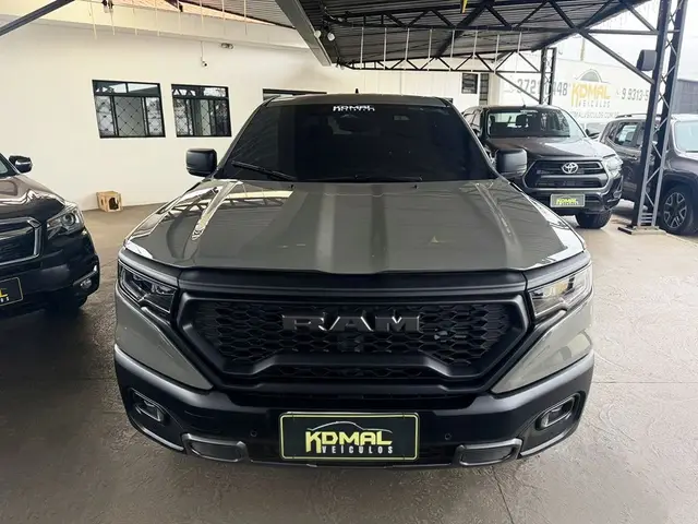 Carro RAM Rampage 2024 Rebel 2.0 Turbo