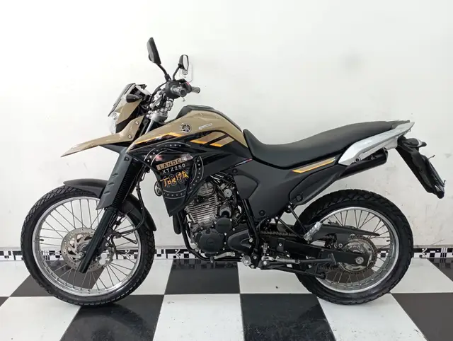 Moto Yamaha XTZ 250 Lander 2023 ABS