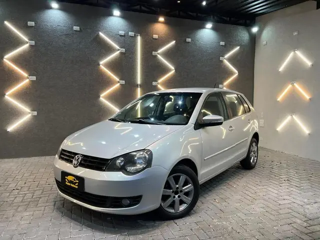 Carro Volkswagen Polo 2013 Hatch 1.6 VHT Total Flex