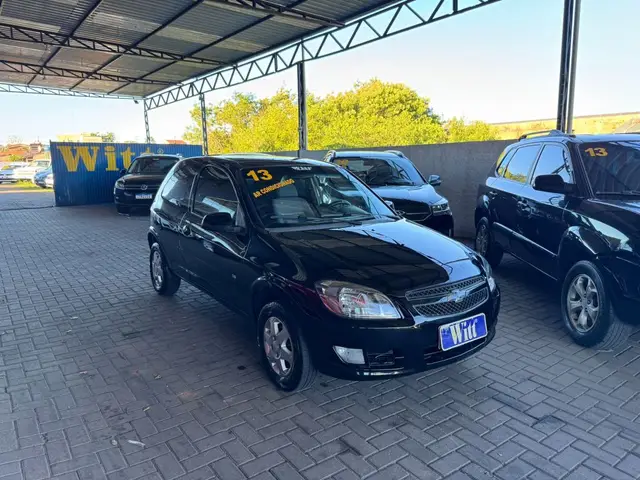 Carro Chevrolet Celta 2013 LS 1.0 (Flex) 2p