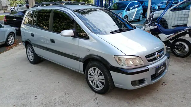Carro Chevrolet Zafira 2010 Expression 2.0 (Flex) (Aut)
