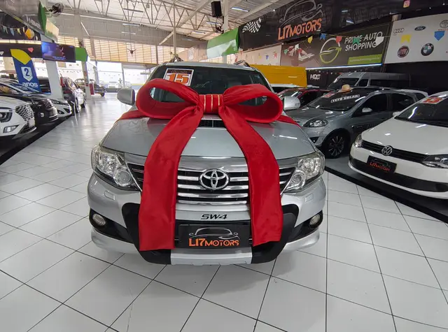 Carro Toyota SW4 2015 Hilux  3.0 TDI 4x4 SRV 7L