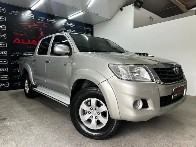 Carro Toyota Hilux Cabine Simples 2014 Hilux 3.0 TDI 4x4 CS STD