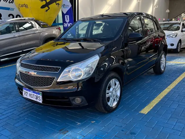 Carro Chevrolet Agile 2011 LTZ 1.4 8V (Flex)