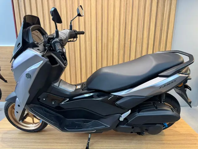 Moto Yamaha NMax 2025 Connected 160 ABS