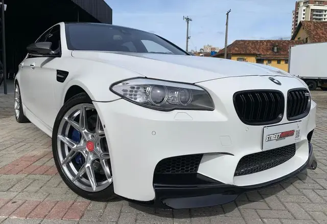 Carro BMW M5 2014 4.4 V8