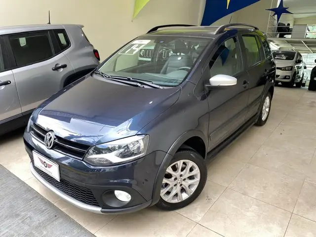 Carro Volkswagen SpaceCross 2014 1.6 8V (Flex)