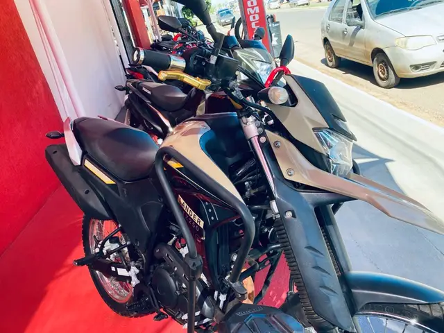Moto Yamaha XTZ 250 Lander 2023 ABS