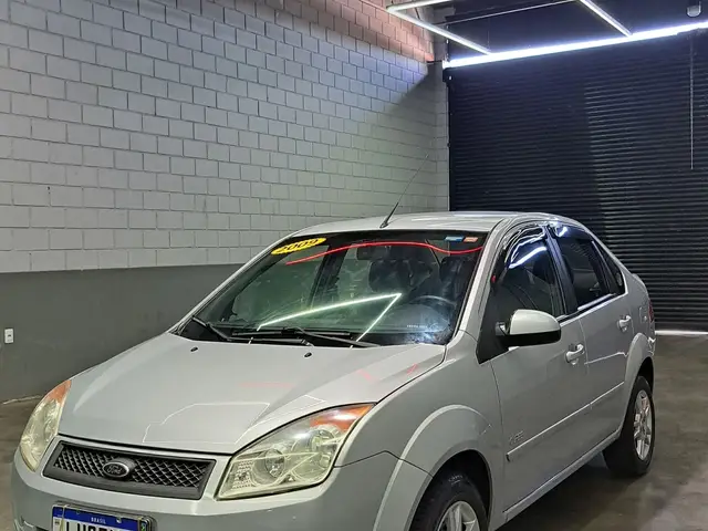 Carro Ford Fiesta Sedan 2009 1.0 (Flex)
