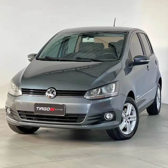 Carro Volkswagen Fox 2016 1.6 16v MSI Highline (Flex)