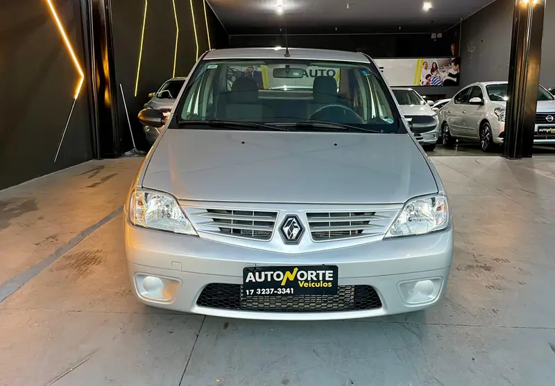 Renault Logan Expression 1.6 8V Hi-Torque (flex)