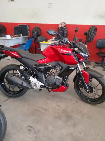 Moto Yamaha Fazer FZ15 2025 ABS Connected