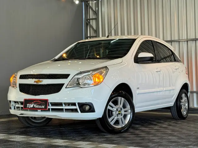 Carro Chevrolet Agile 2011 LTZ 1.4 8V (Flex)