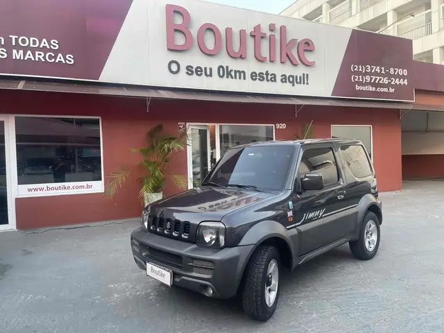 Carro Suzuki Jimny 2012 4x4 1.3 16V
