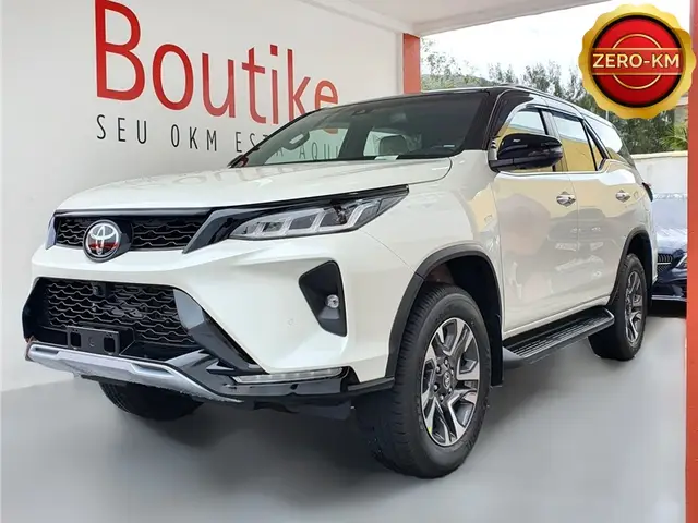 Carro Toyota SW4 2025 Diamond  2.8 Turbodiesel 4x4 (Aut.)