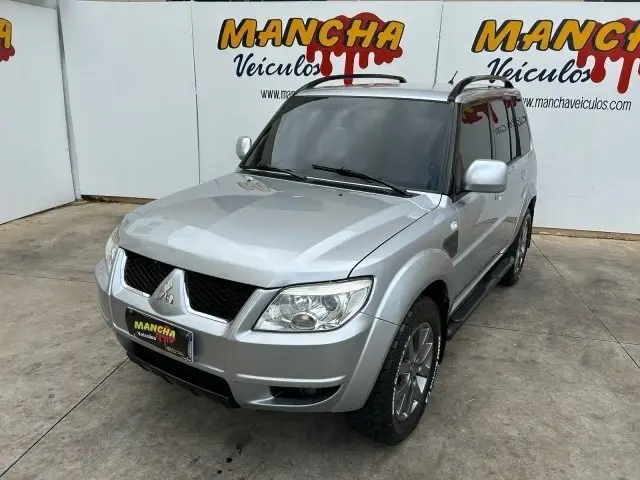 Carro Mitsubishi Pajero TR4 2015 2.0 16V 4x2 (Flex) (Aut)