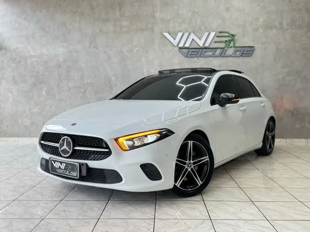 Carro Mercedes-Benz A 250 2020 Vision 2.0 Turbo (Aut)