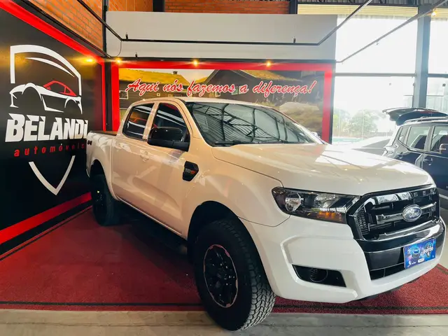 Carro Ford Ranger Cabine Dupla 2023 Ranger XLS 2.2 4x4 CD Diesel Aut.