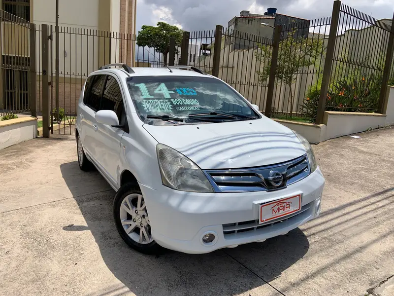 Nissan S 1.8 16V (flex) (aut)