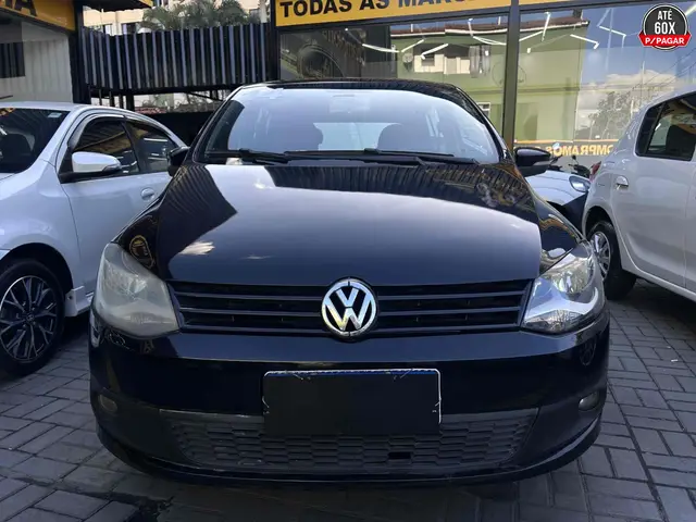 Carro Volkswagen Fox 2014 1.0 TEC (Flex) 4p
